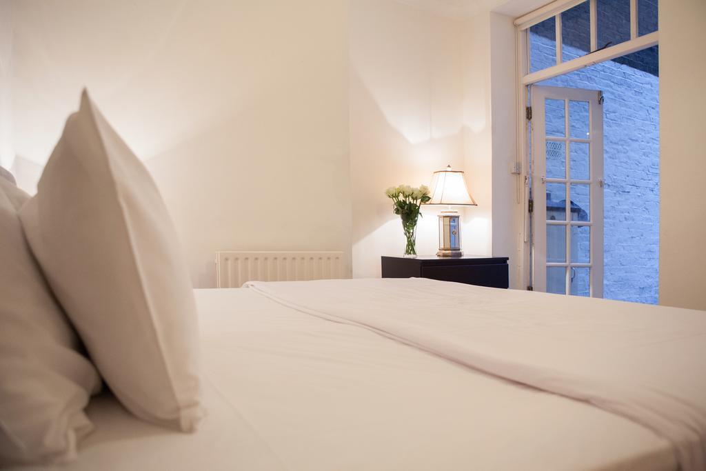 Victoria Station Apartment London Bagian luar foto