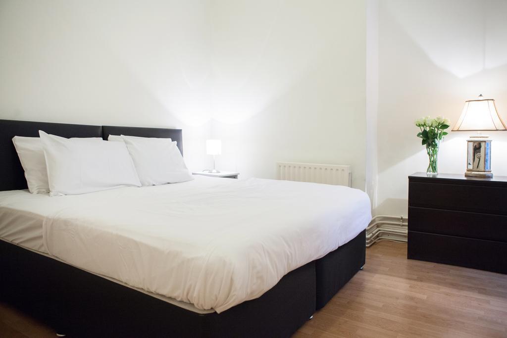 Victoria Station Apartment London Bagian luar foto