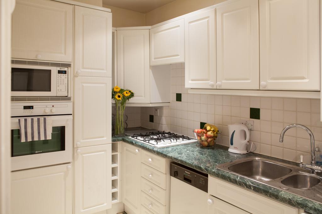Victoria Station Apartment London Bagian luar foto