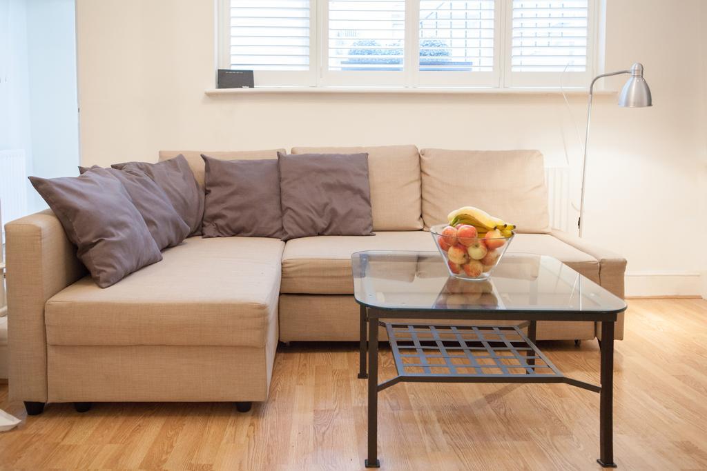 Victoria Station Apartment London Bagian luar foto