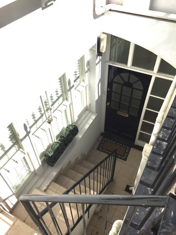 Victoria Station Apartment London Bagian luar foto