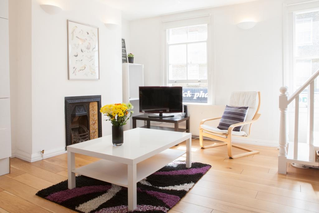 Victoria Station Apartment London Bagian luar foto