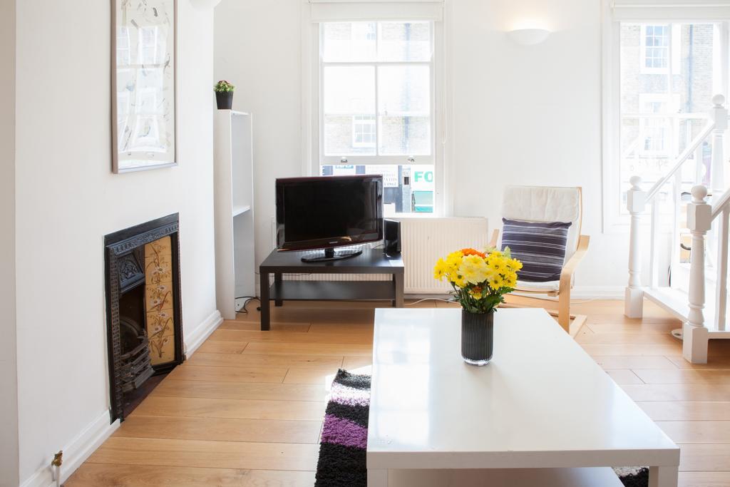 Victoria Station Apartment London Bagian luar foto