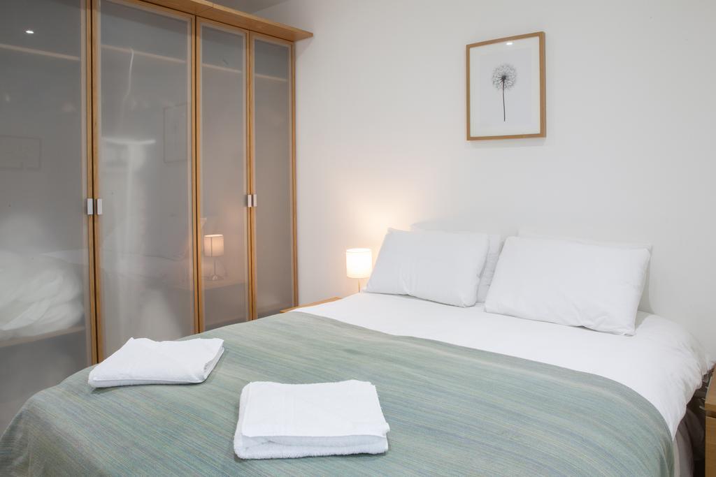 Victoria Station Apartment London Bagian luar foto