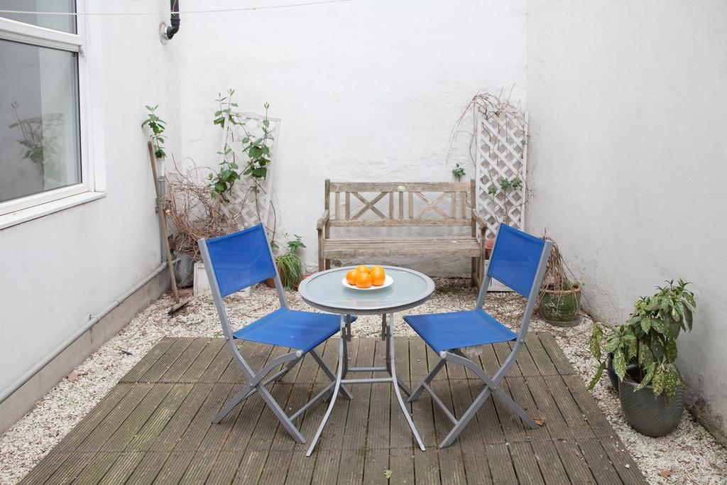 Victoria Station Apartment London Bagian luar foto