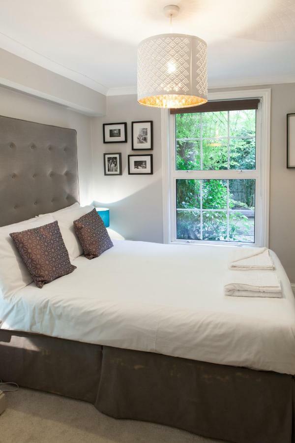 Victoria Station Apartment London Bagian luar foto