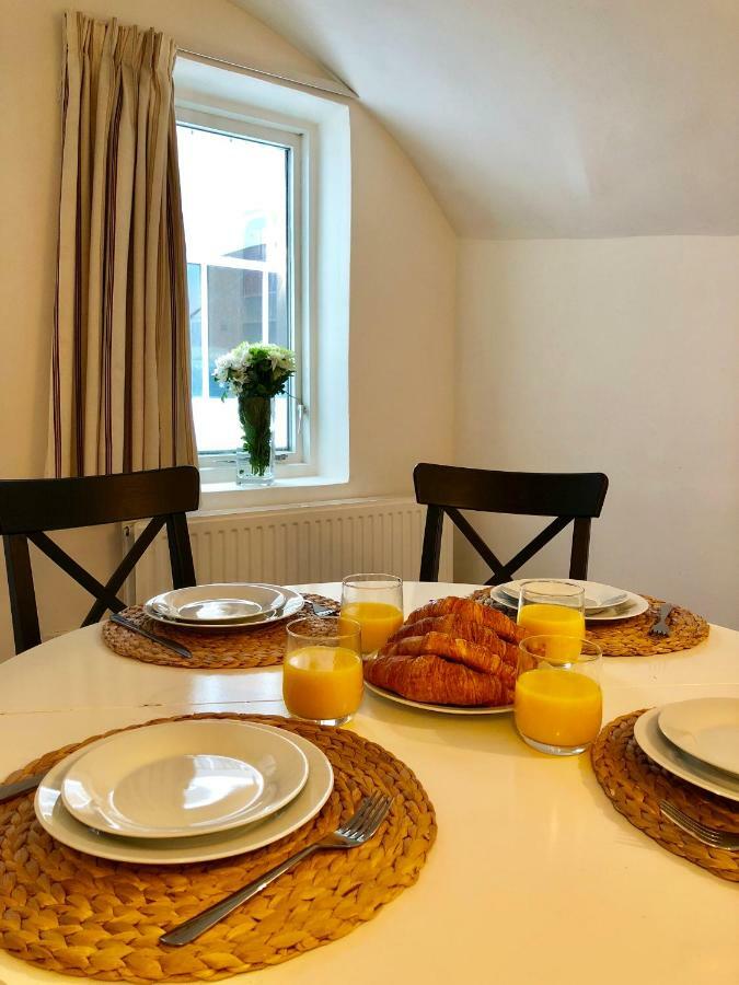 Victoria Station Apartment London Bagian luar foto