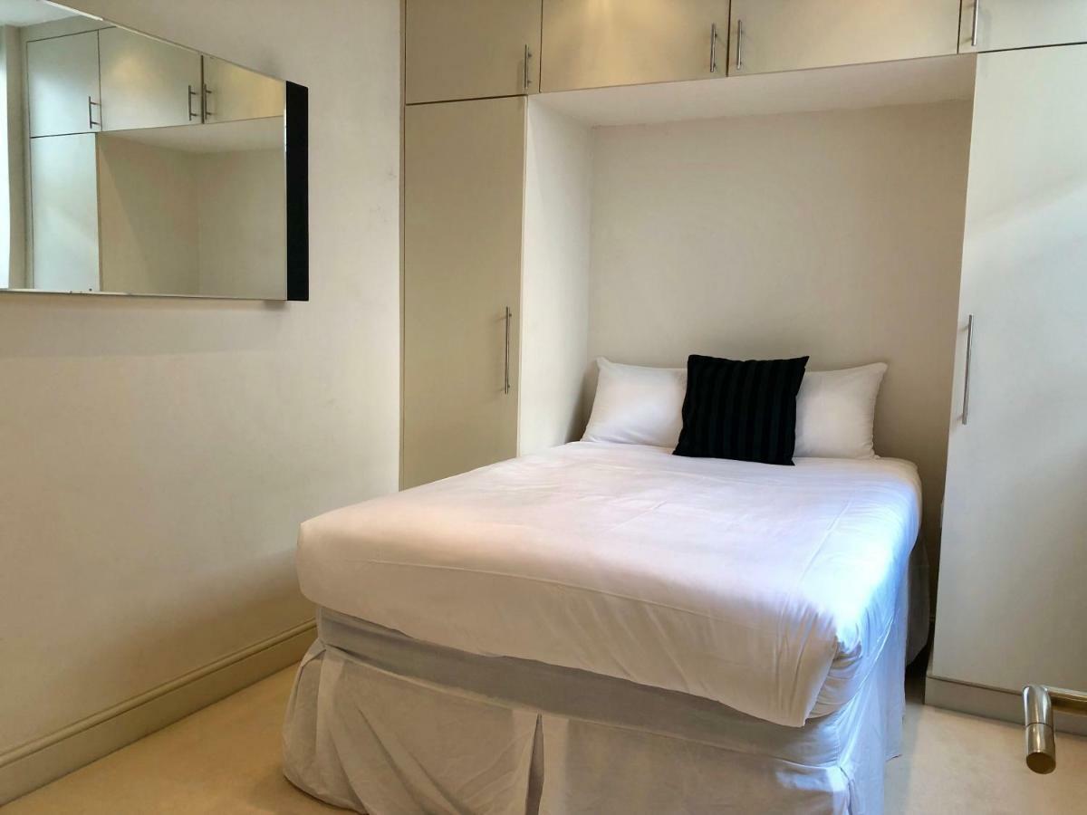 Victoria Station Apartment London Bagian luar foto