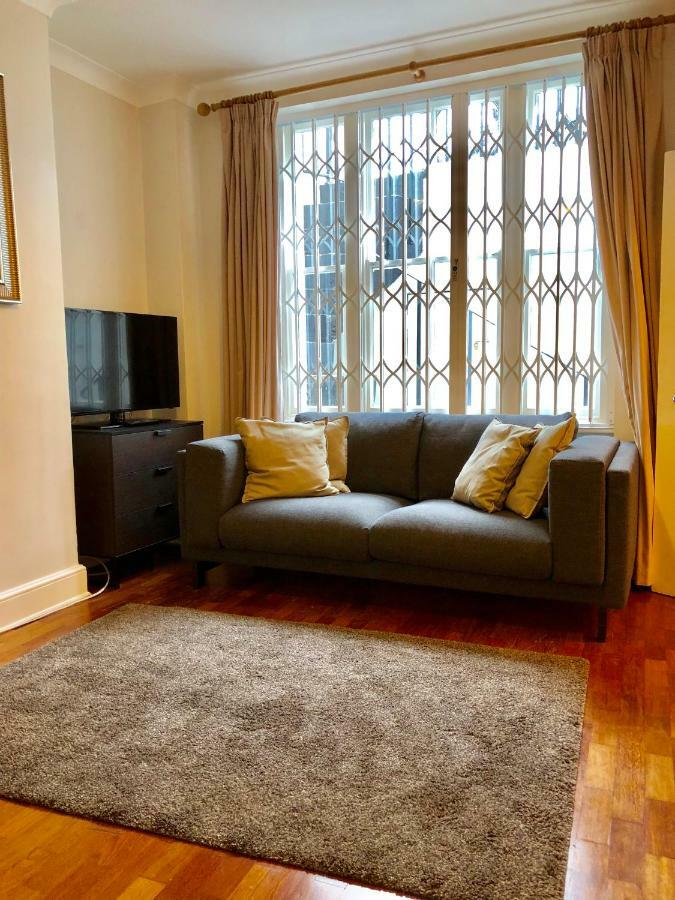 Victoria Station Apartment London Bagian luar foto